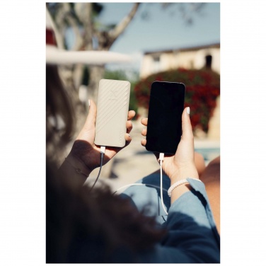 Logotrade Werbeartikel das Foto: Xtorm XG220 Go2 15W 20.000 mAh Schnelllade-Powerbank 