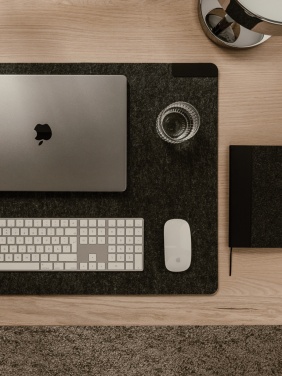 Logotrade Werbeartikel das Foto: VINGA Albon Schreibtischunterlage aus GRS recyceltem Filz