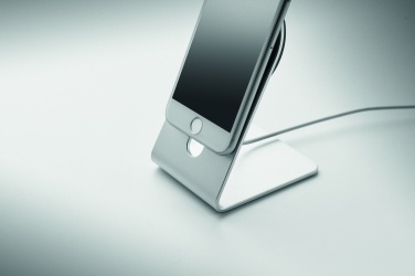 Logotrade promotional gift image of: Portable magnetic charger 15W