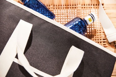 Logotrade reklaamkingituse foto: VINGA Sortino külmakott