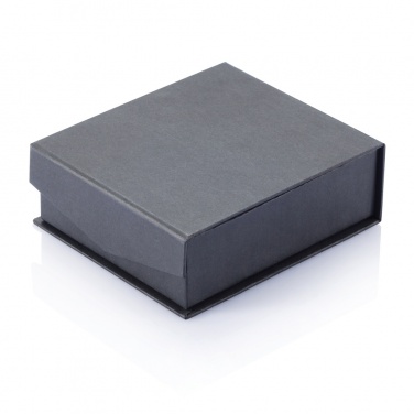 Logo trade meened foto: Multitööriistade ja taskulambi komplekt