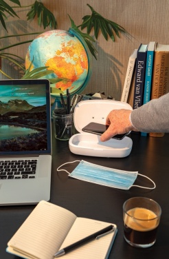 Logo trade firmakingituse pilt: UV-C steriliseerimiskarp 5 W juhtmevaba laadijaga