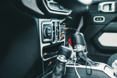 Logotrade ärikingi foto: Ohio RCS-sertifikaadiga taaskasutatud plastist 6-ühes kaabel