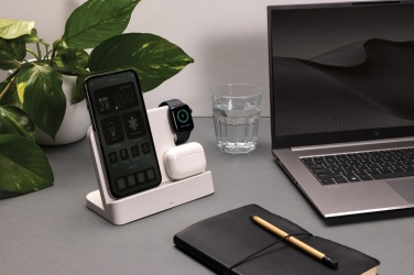 Logotrade reklaamkingid pilt: Joltz RCS taaskasutatud plastist topelt 15 W laadija koos iWatchi pesaga