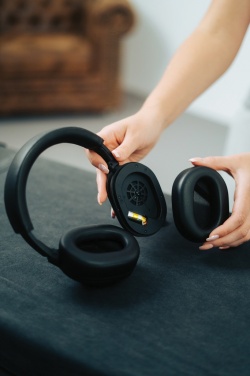 Logo trade reklaamkingid foto: Irvine RCS taaskasutatud ja parandatavad ANC juhtmevabad kõrvaklapid