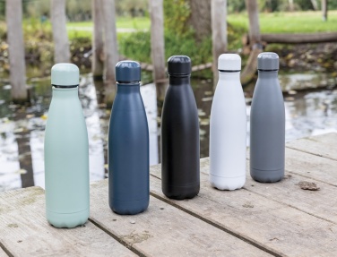 Logotrade reklaamkingituse foto: Ühevärviline roostevabast terasest vaakumpudel 500 ml