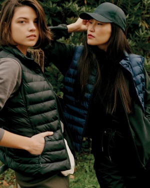 Logotrade reklaamkingid pilt: Iqoniq Meru naiste taaskasutatud polüestrist vest