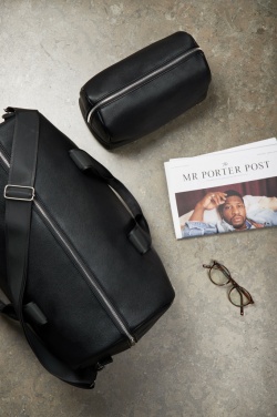 Logo trade firmakingituse pilt: VINGA Bermond RCS taaskasutatud PU reisikott