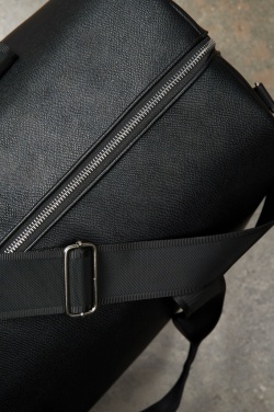 Logo trade reklaamkingi pilt: VINGA Bermond RCS taaskasutatud PU reisikott