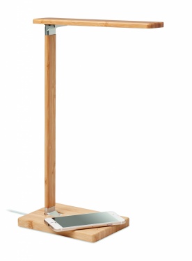 Logotrade firmakingituse foto: Lauavalgusti ja laadija 10W