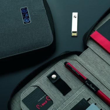 Logo trade reklaamkingituse pilt: Eksklusiivne A5 mapp koos akupangaga 4000 mAh Sorbonne