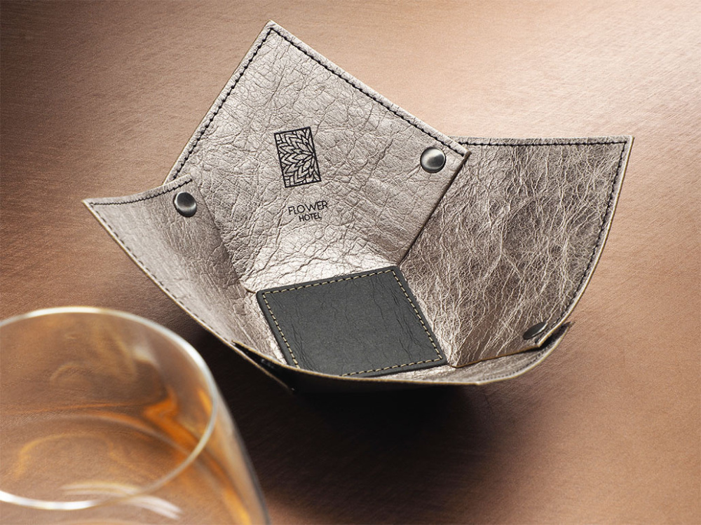 Logo trade firmakingid foto: Korv 1033265