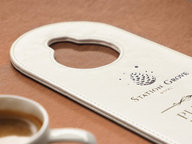 Logotrade meene foto: Hotelli uksekaart 1111119