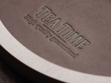 Logotrade ärikingid pilt: Puidust nahkse sisuga lauakorrastaja1851121