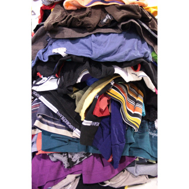 Logo trade reklaamkingitused foto: Wolkat Taza taaskasutatud tekstiilist põll