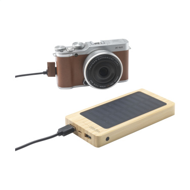 Logo trade meened foto: Solar Powerbank 8000+ juhtmevaba laadija