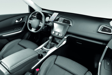 Logo trade reklaamtooted foto: 15W magnetiline autolaadija FLECAR