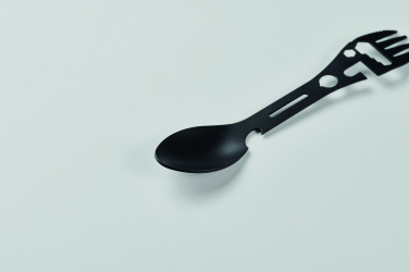 Logotrade meene foto: MUTOOL roostevabast terasest multitööriist