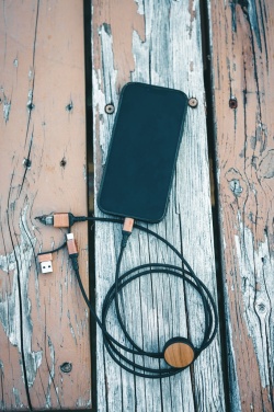 Logotrade mainostuote tuotekuva: Ohio RCS sertifioitu kierrätysmuovinen 6-in-1 johto