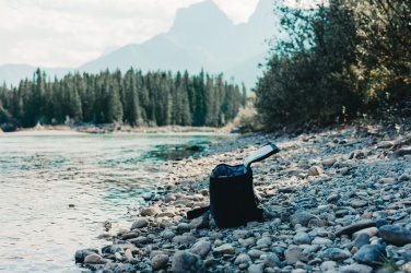 Logotrade liikelahjat mainoslahjat tuotekuva: Swiss Peak AWARE™ 1200D deluxe 8 tölkin kylmälaukku