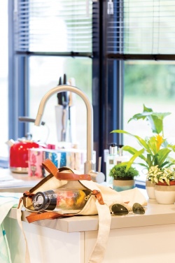 Logotrade mainostuote tuotekuva: Lukittava infuusiopullo