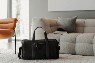 Logotrade mainoslahja tuotekuva: VINGA Marlow RCS -weekend bag kierrätettyä polyesteriä