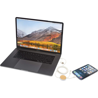 Logotrade liikelahja tuotekuva: Chechia kierrätysmuovinen 150 cm:n ja 27 W:n datasynkronoiva 5-in-1-pikalatauskaapeli bambuyksityiskohdilla