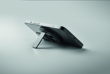 Logotrade mainoslahjat ja liikelahjat tuotekuva: Puhelinpidike ja pullonavaaja