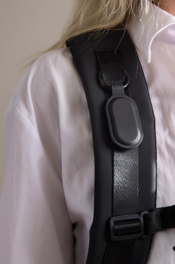 Logo trade liikelahjat mainoslahjat kuva: VINGA Baltimore RCS -avaimenperä Finder Dualilla.