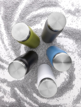 Logotrade dāvanas foto: RCS Pārstrādāta nerūsējošā tērauda vakuuma pudele 600ml