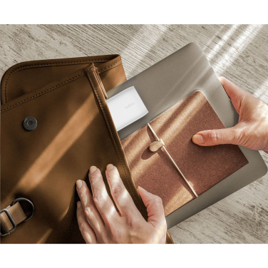 Logotrade biznesa dāvanas foto: Belkin BoostCharge 3 portu sienas lādētājs