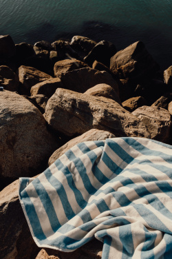 Logotrade ziemassvētku dāvanas foto: VINGA Lagoa GRS pludmales dvielis