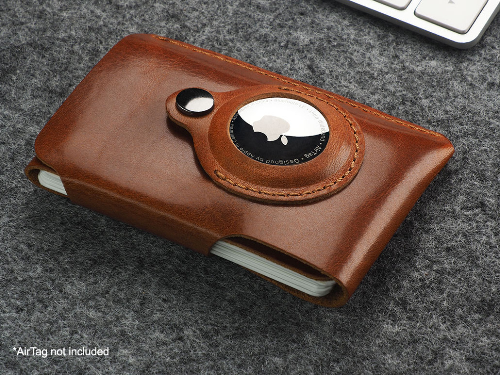 Лого трейд бизнес-подарки фото: Бумажник с держателем AirTag 1936141