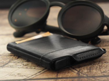 Лого трейд бизнес-подарки фото: Кошелёк RFID 593141