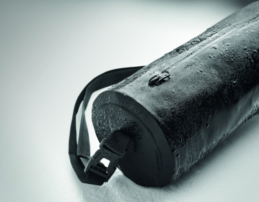 Лого трейд pекламные cувениры фото: Sports dry bag in 300D RPET