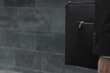 Logotrade reklamprodukter bild: VINGA Bermond RCS 16" laptopfodral