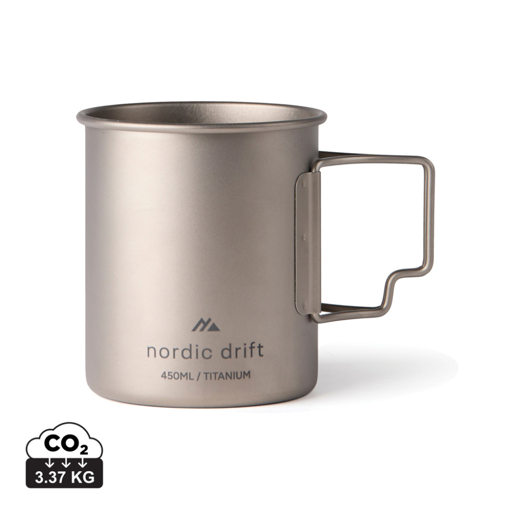 Logotrade profilprodukter bild: Nordic Trail ultralätt titaniummugg 450 ml